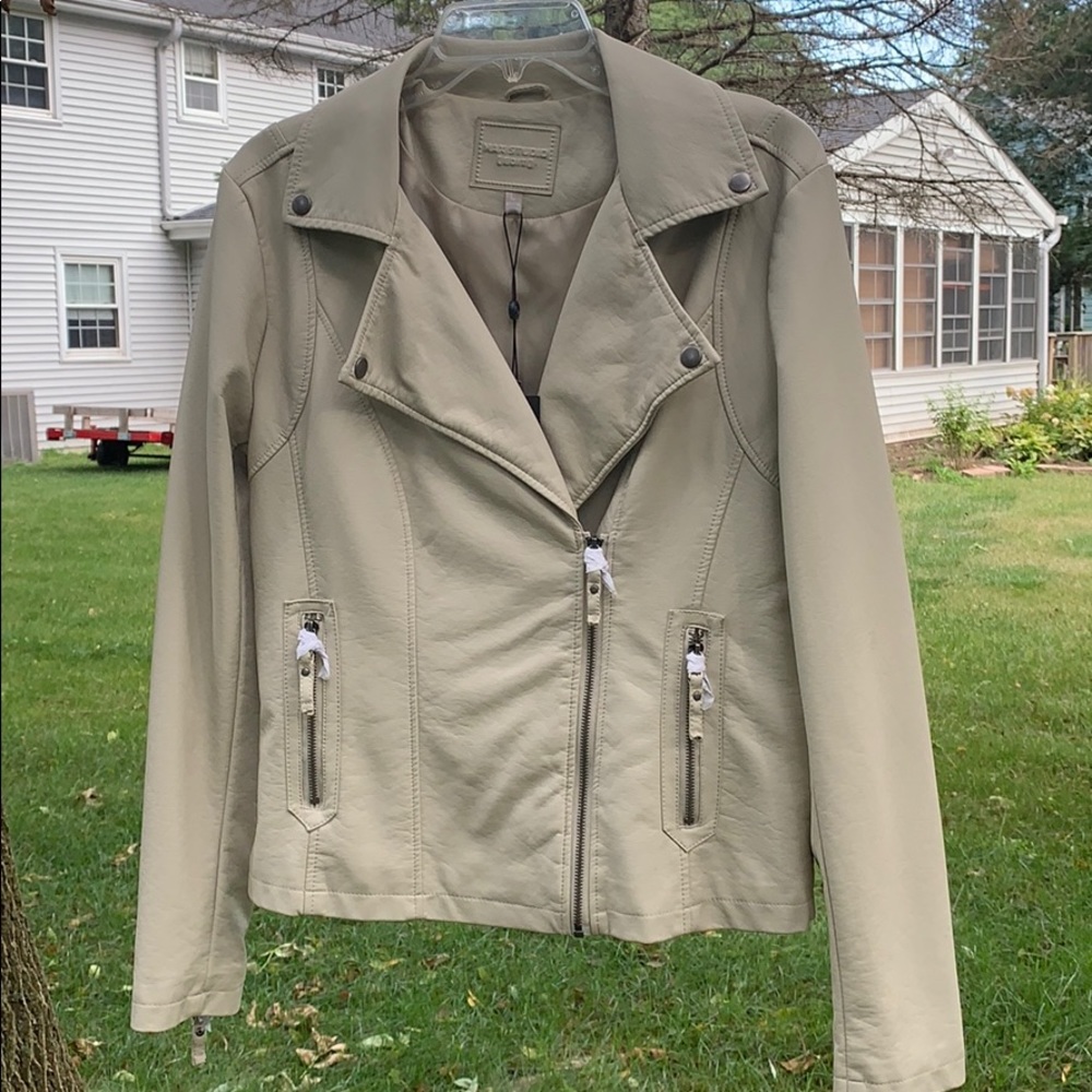 👚NWT Faux Leather Moto Jacket - Picture 12 of 16